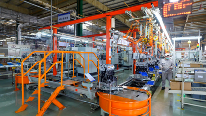 生產(chǎn)線上加速度,奔騰&ldquo;透明工廠&rdquo;給你好看